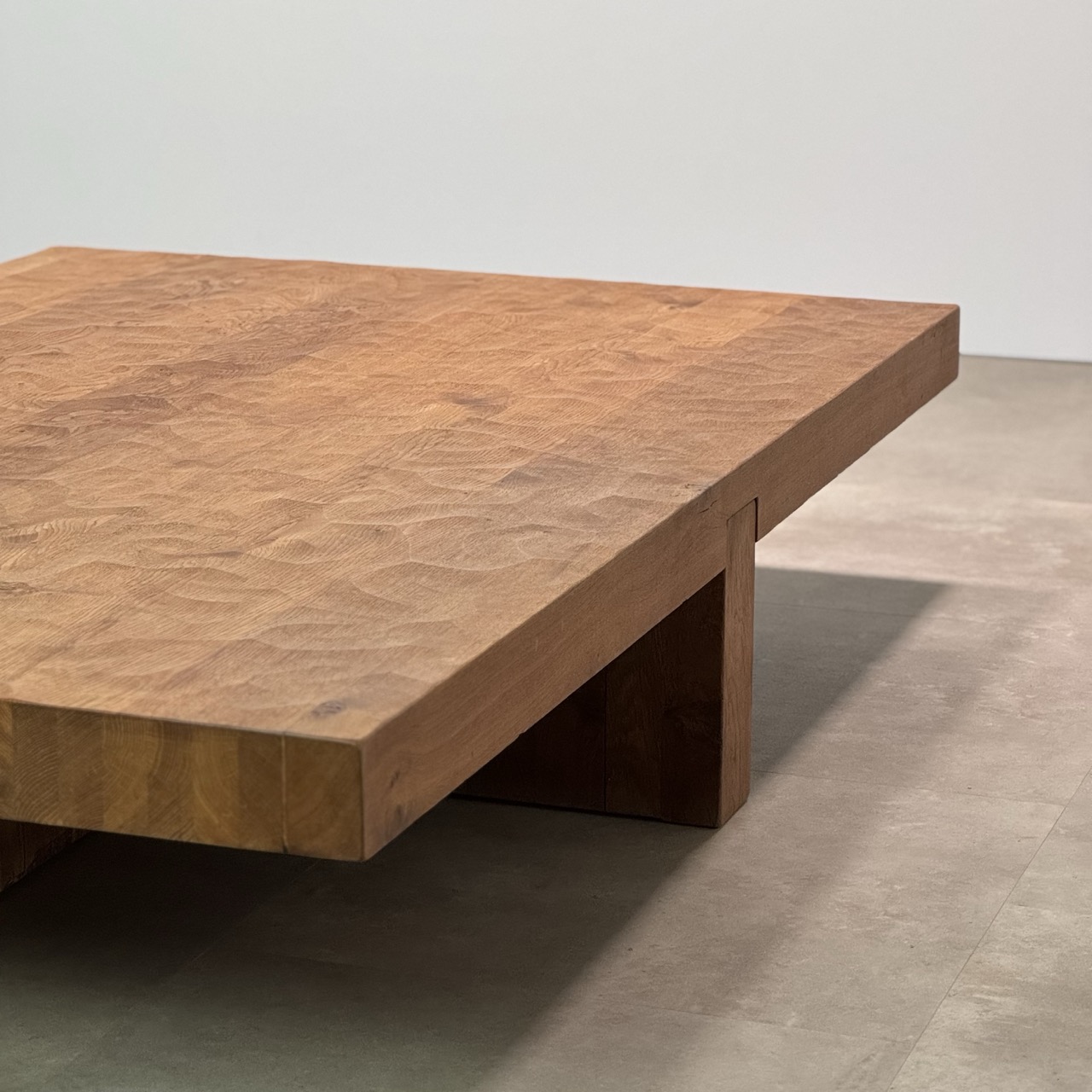 Contemporary Coffee Table "Low Tide"