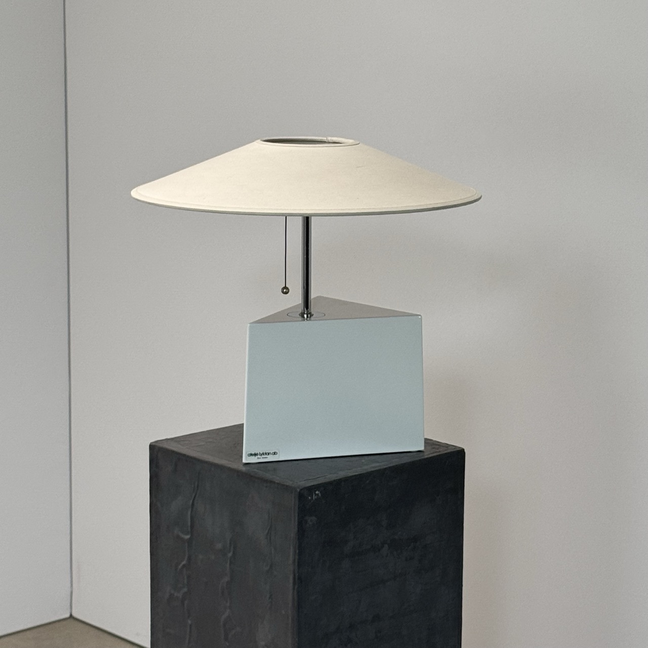 Vintage Table Lamp "Triggy"