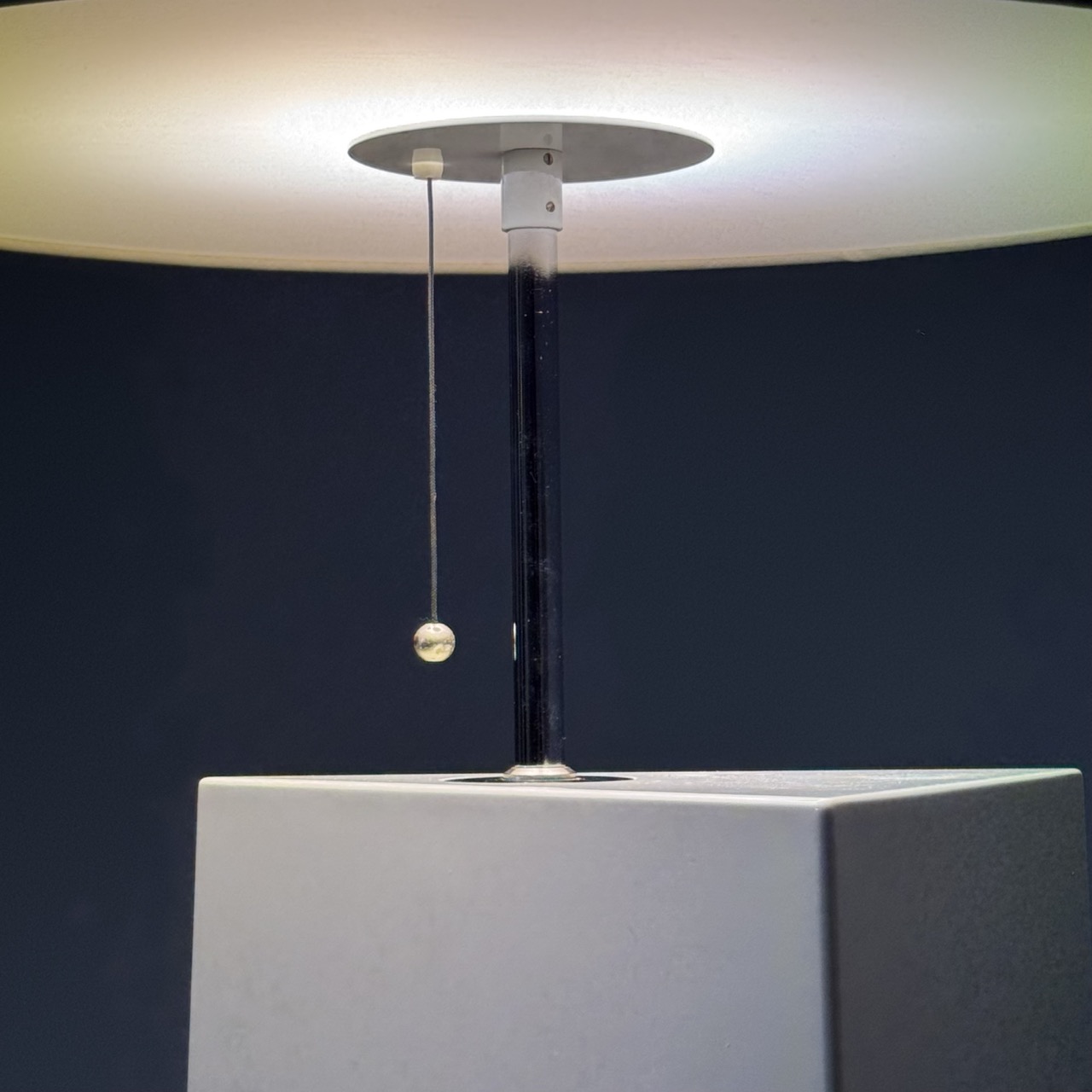 Vintage Table Lamp "Triggy"