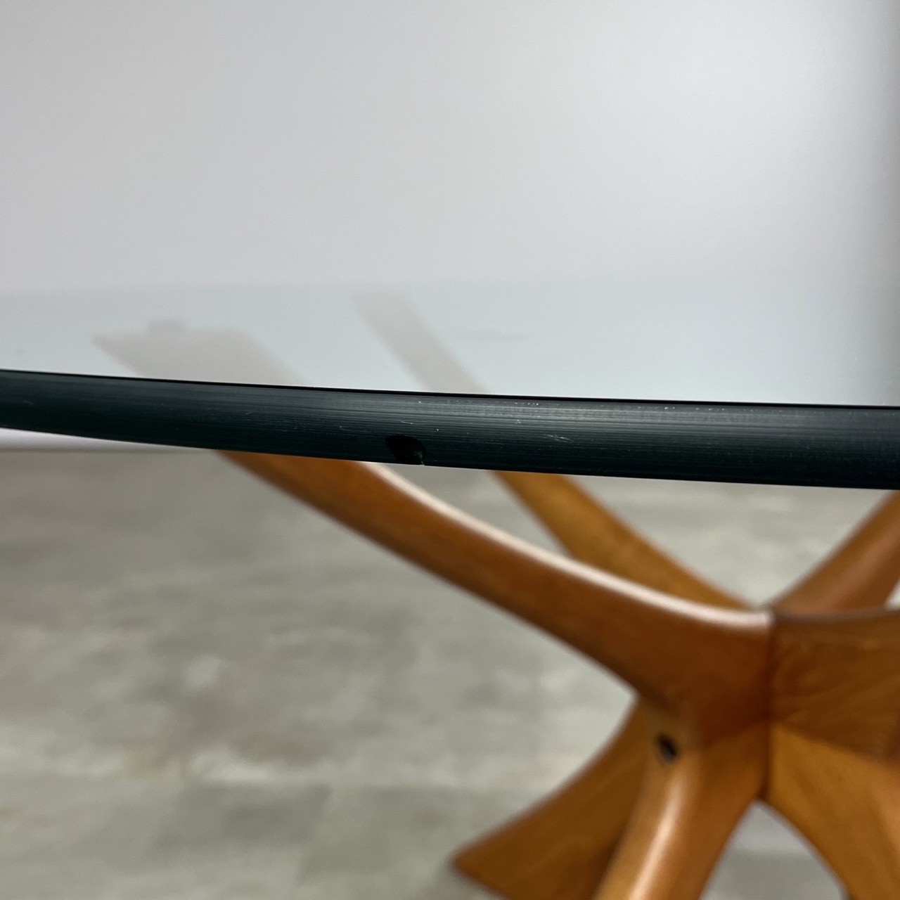 "T118" Coffee Table