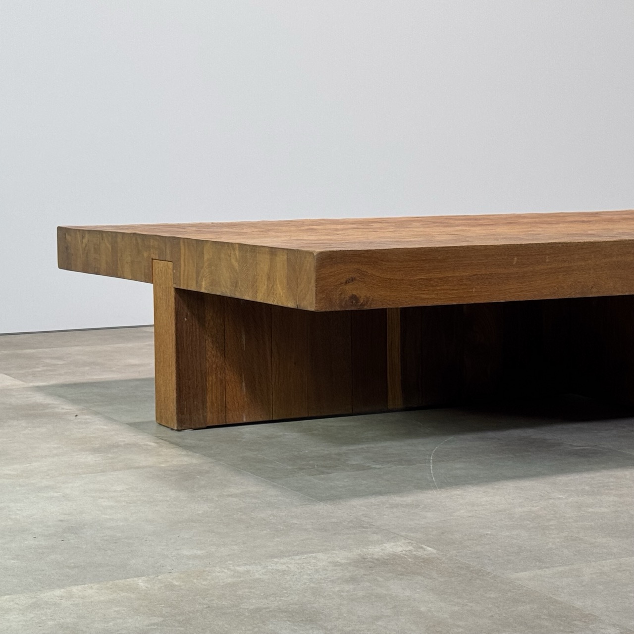 Contemporary Coffee Table "Low Tide"