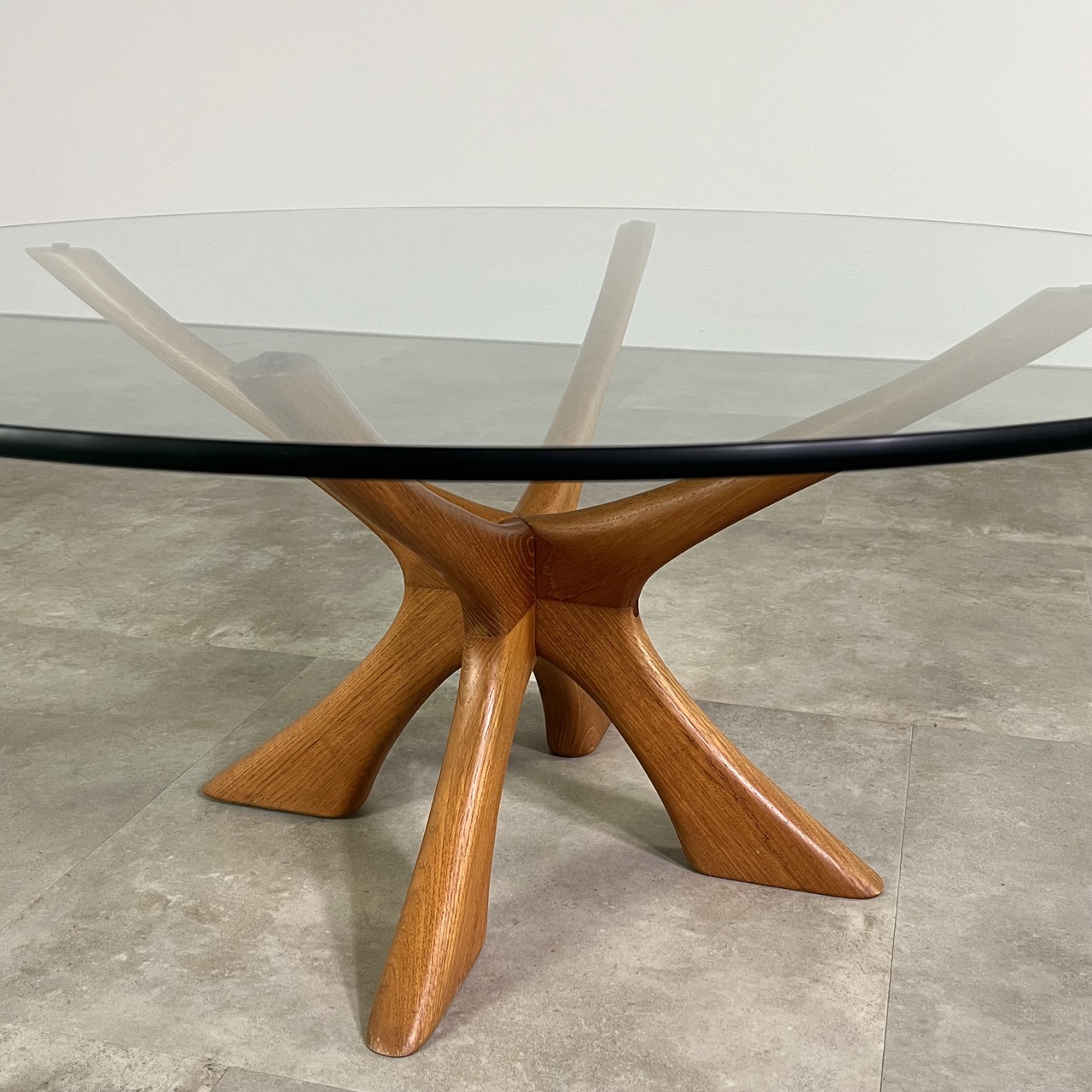 "T118" Coffee Table