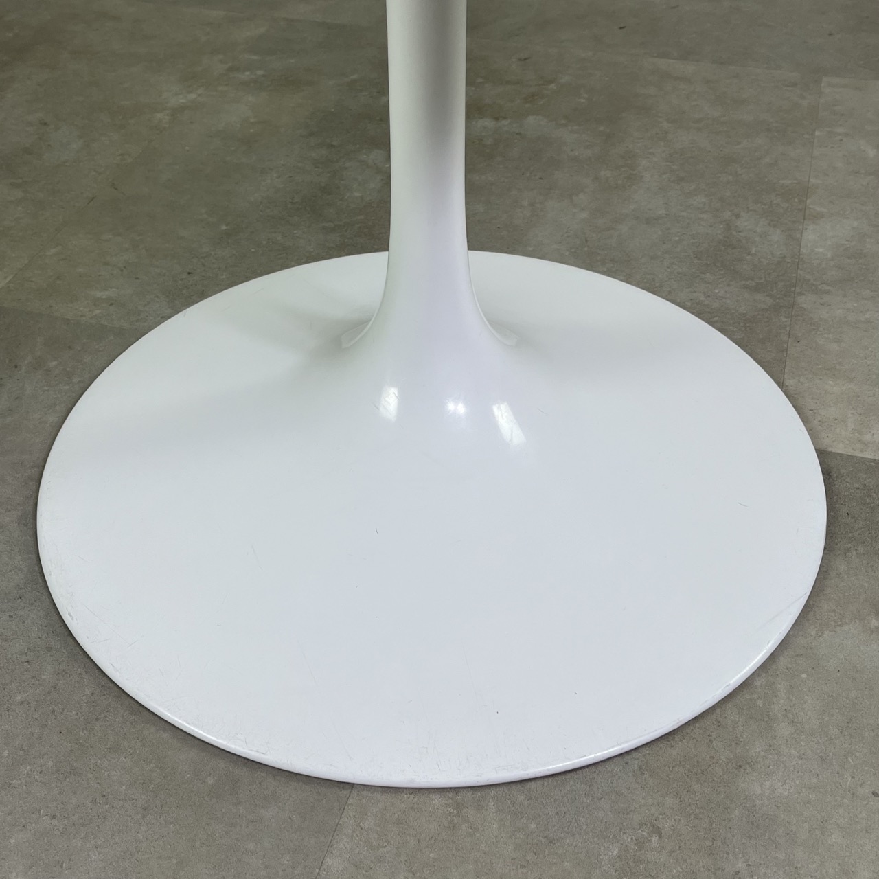 "Tulip" Dining Table