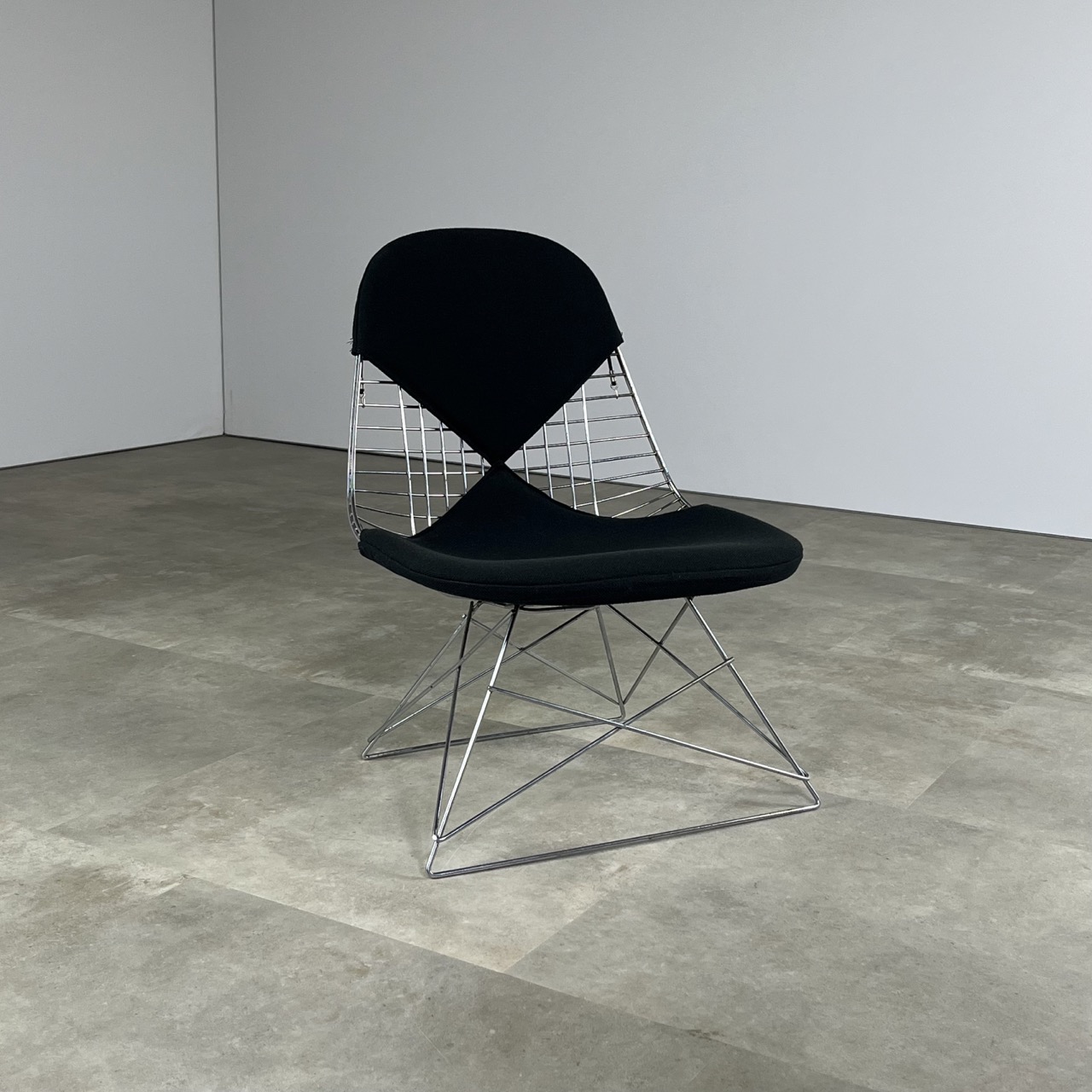 "LKR-1" Easy Chair "LKR-1" Easy Chair