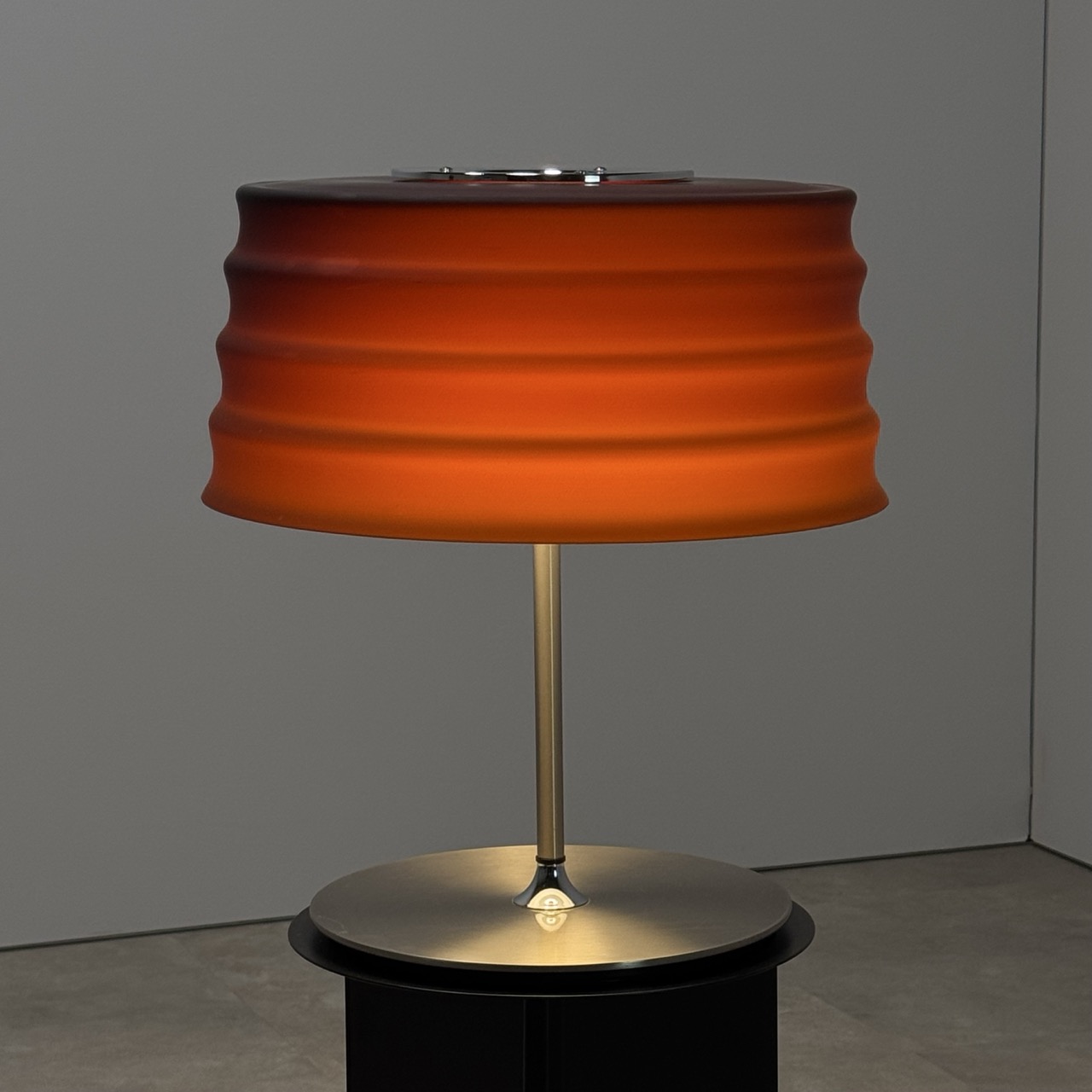 Vintage Table Lamp  "C'HI"