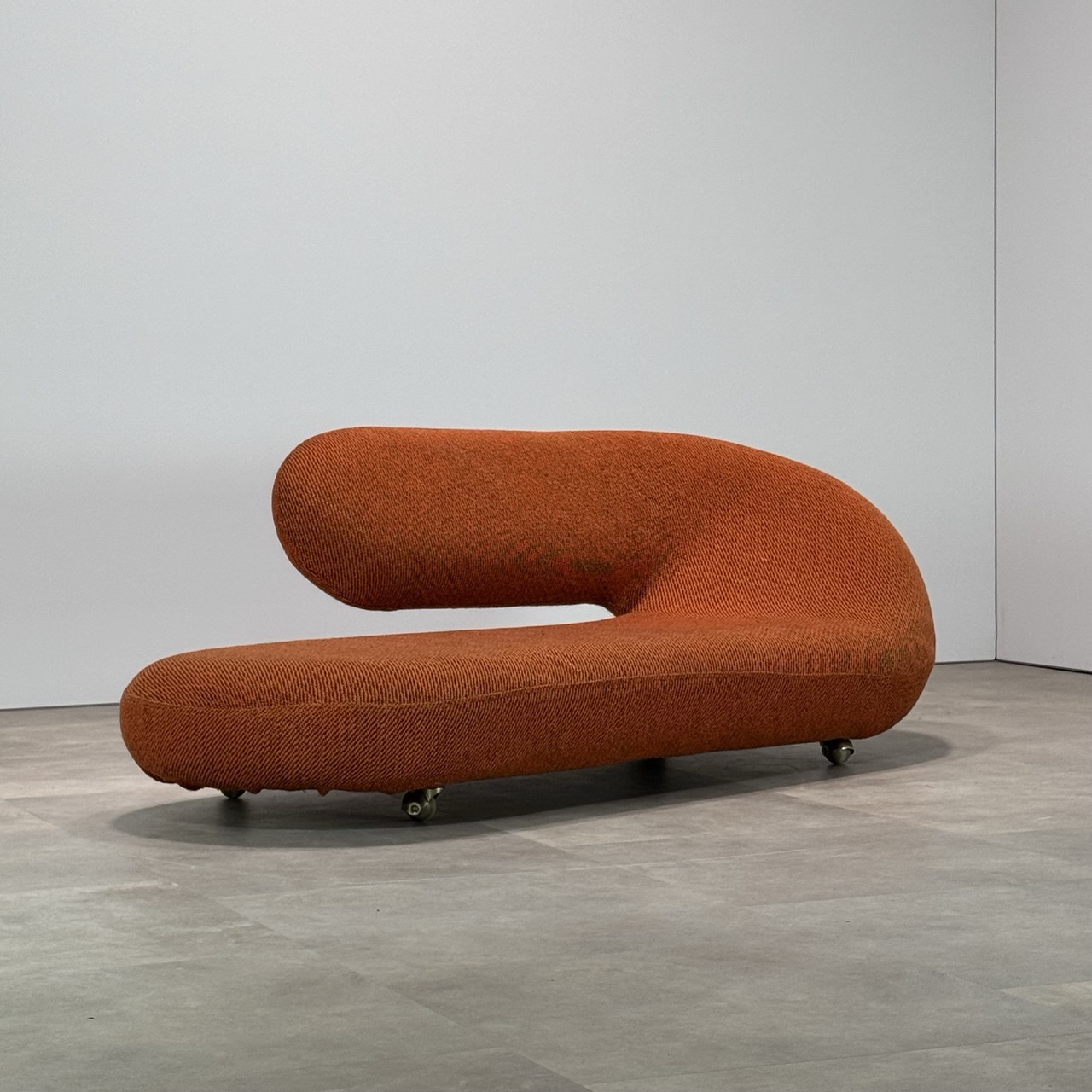 Vintage Chaise Longue "Cleopatra C248"