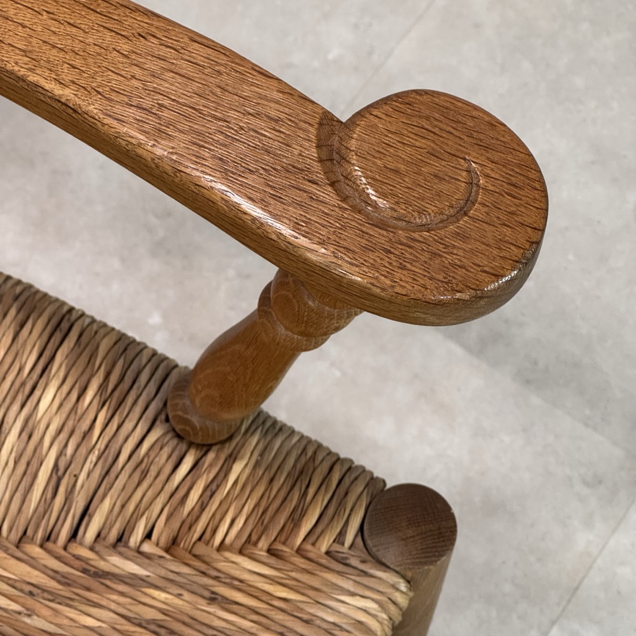 Vintage Bench Oak Rush