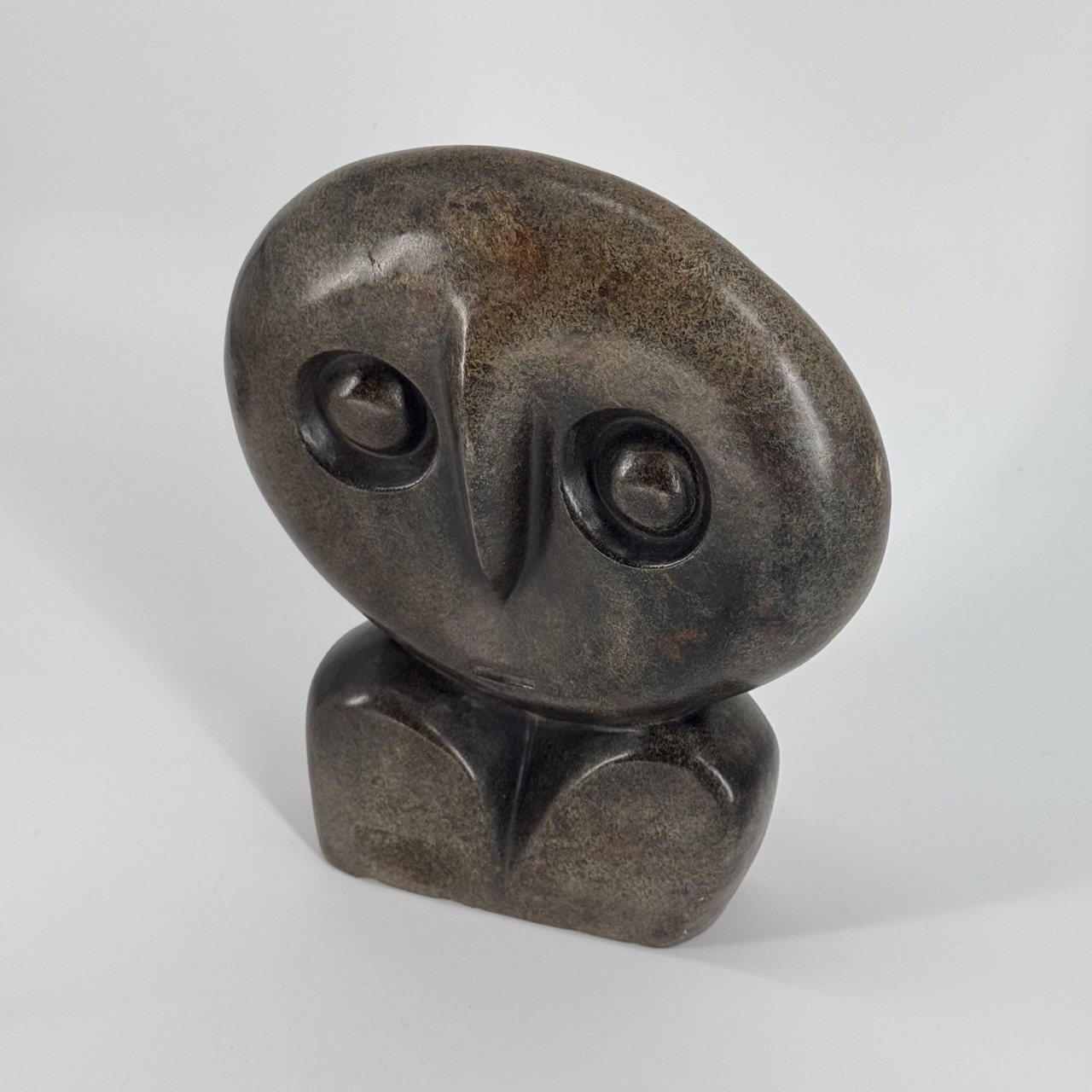 Sculpture Leon Mukaera