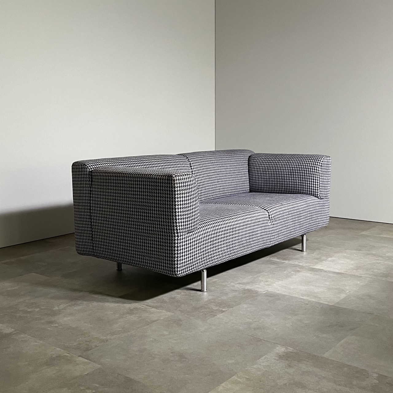 "MET 250" sofa