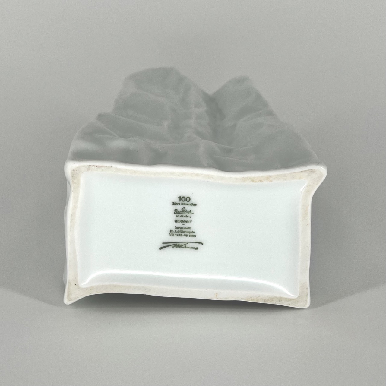 "Do not litter" Vase