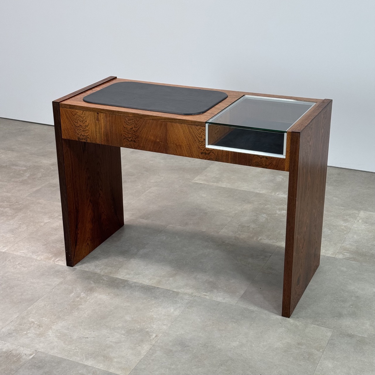 Vintage Jewelers Desk / Counter Vintage Jewelers Desk / Counter
