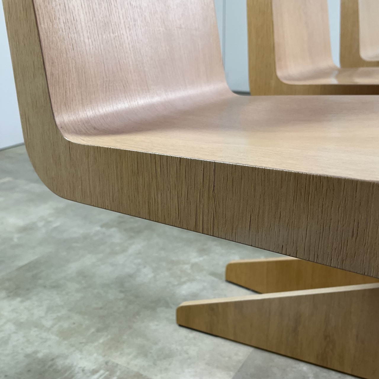 "LRC" Chairs "LRC" Chairs