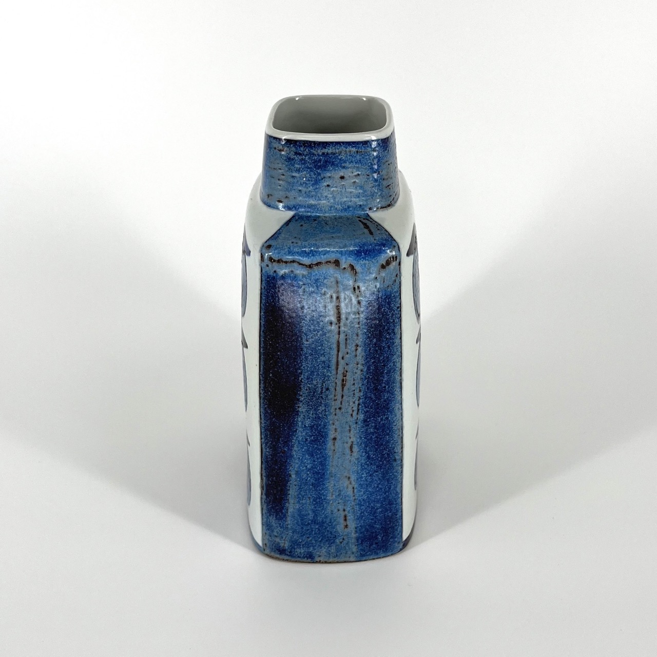 "The Pillow" Vase