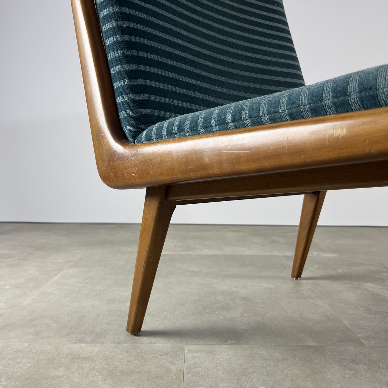 "Boomerang" Easy Chairs