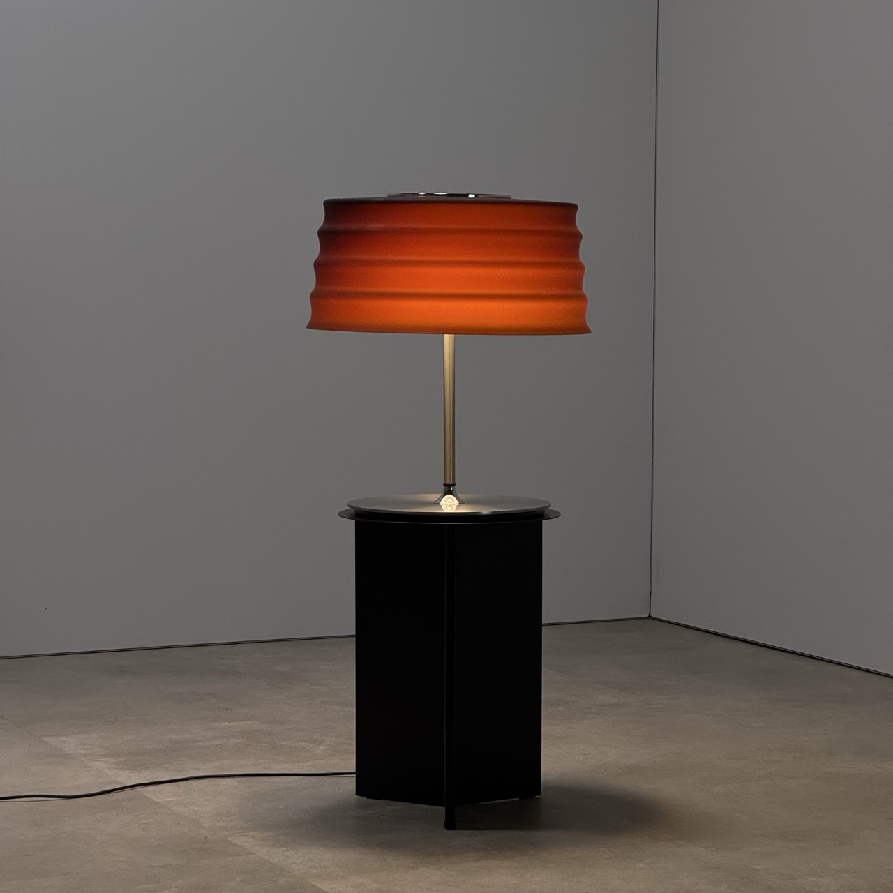 Vintage Table Lamp  "C'HI"