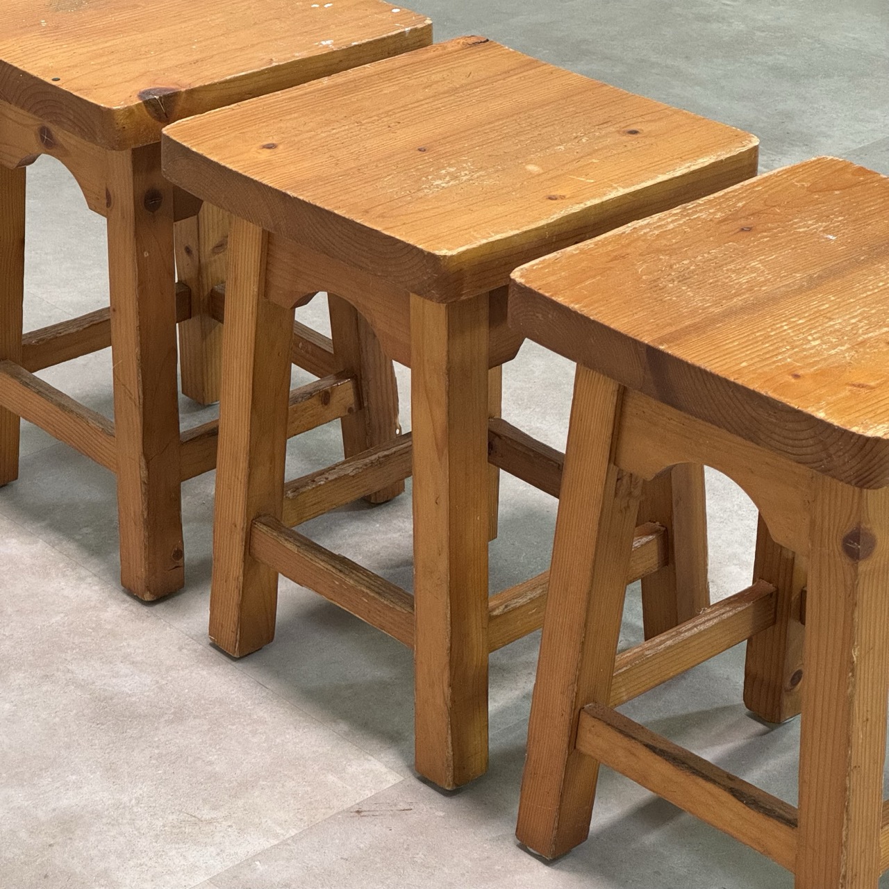 Vintage Stools Pine