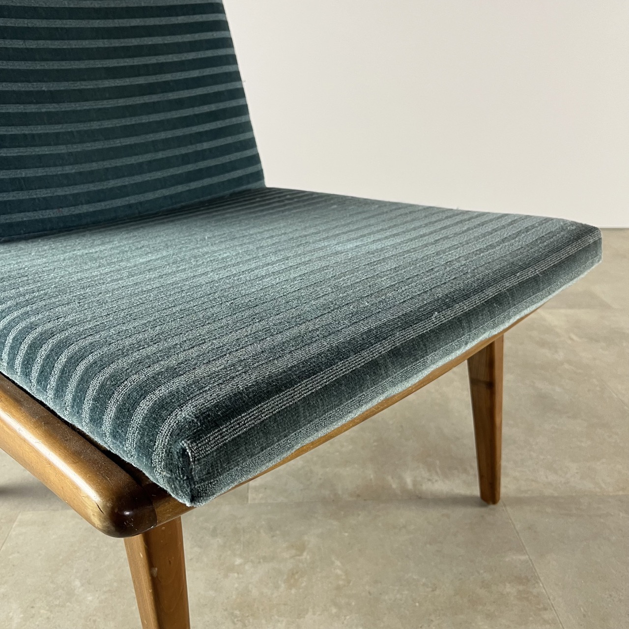 "Boomerang" Easy Chairs