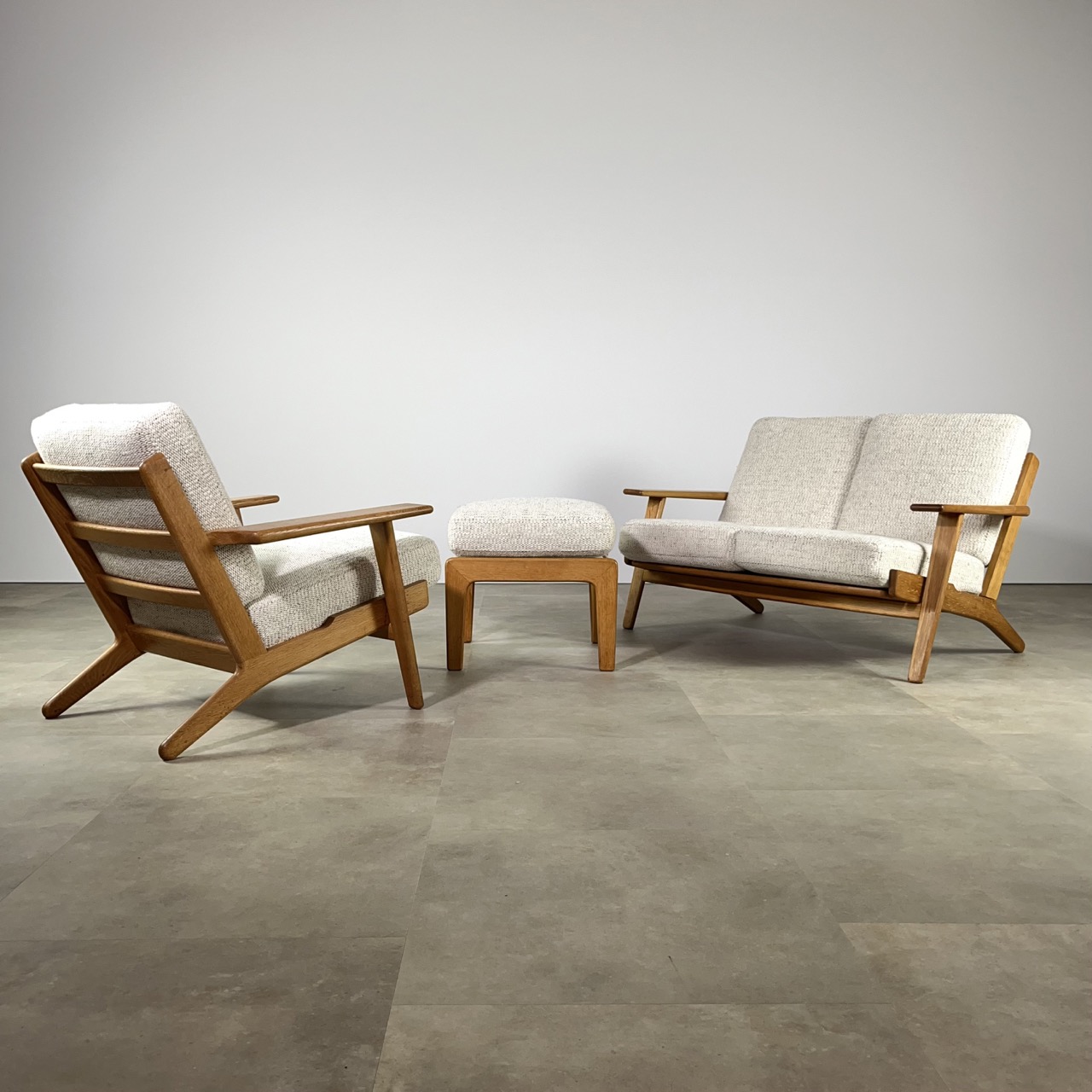 "GE290" Sofa "GE290" Sofa