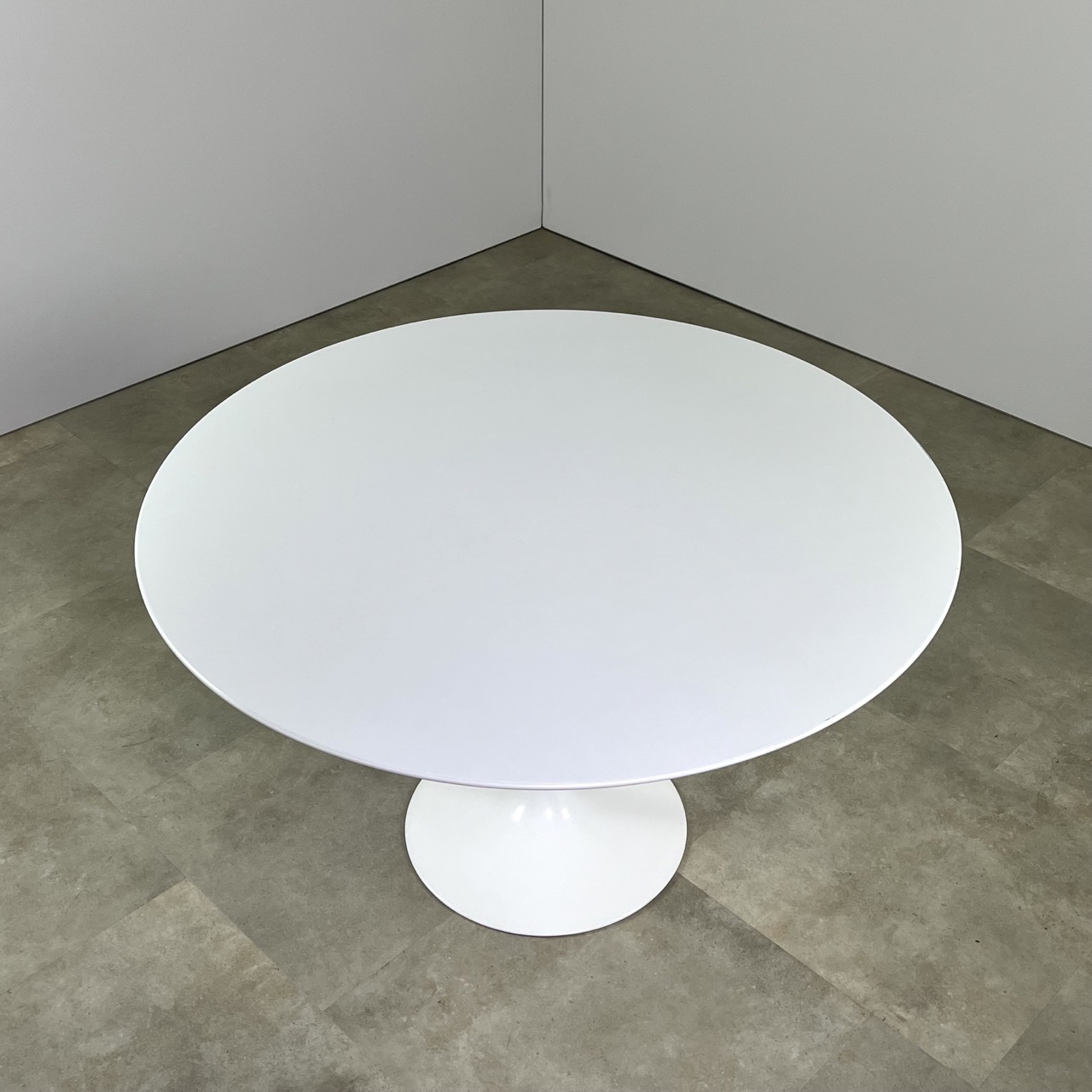 "Tulip" Dining Table