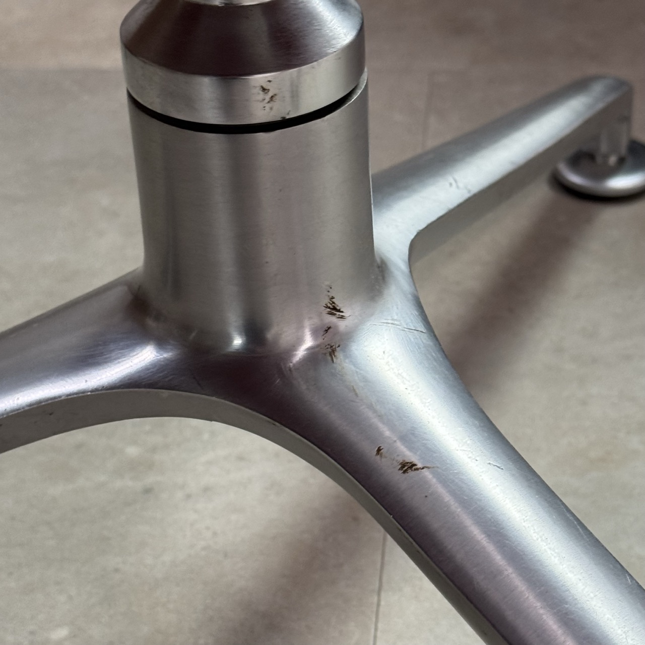 Vintage Chairs FK Tulip