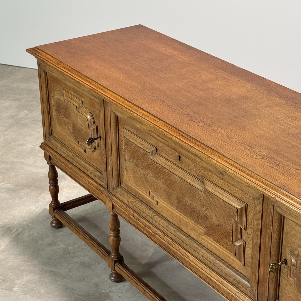 Vintage Sideboard Oak