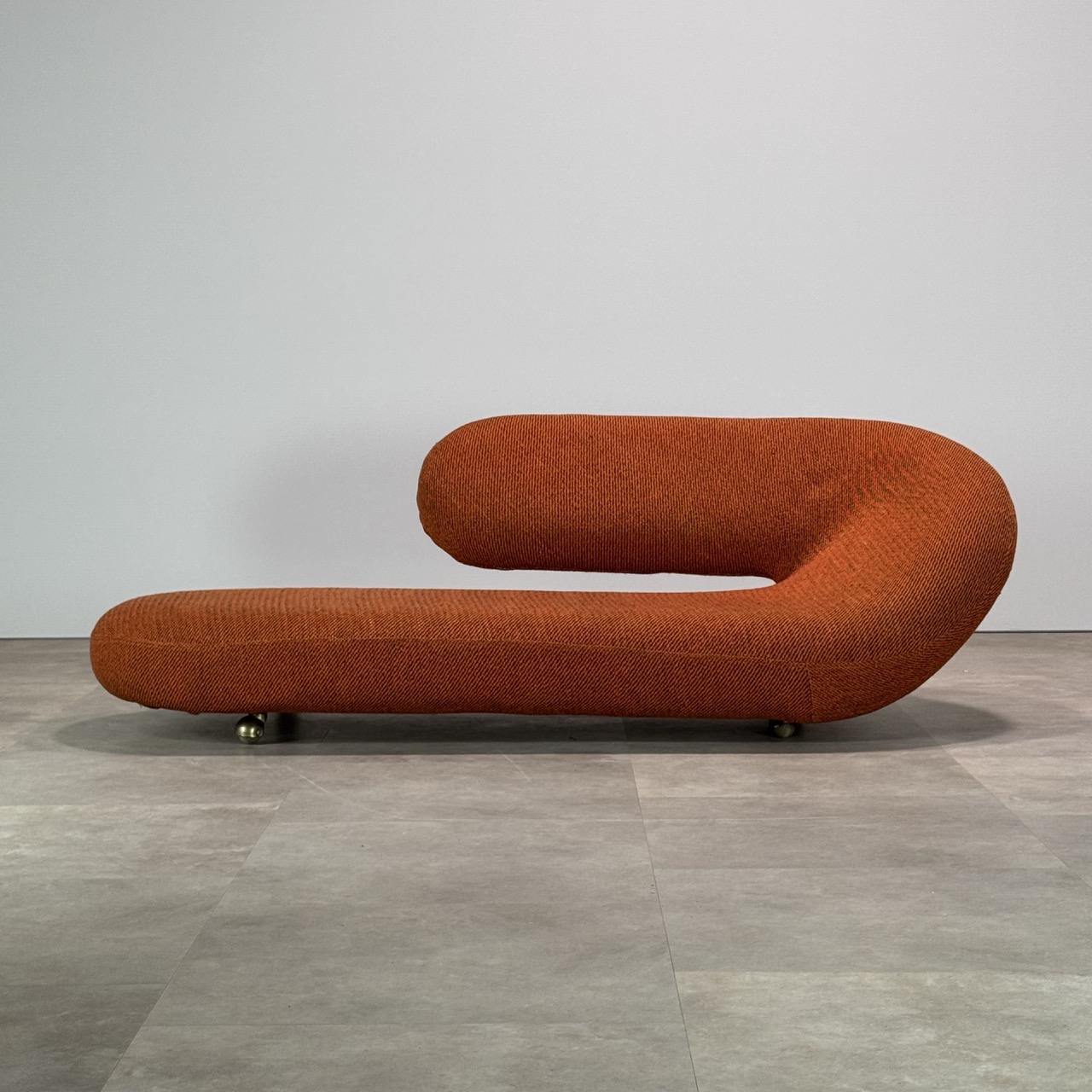 Vintage Chaise Longue "Cleopatra C248"
