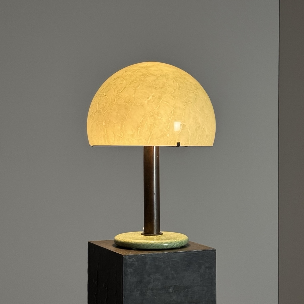 Vintage Table Lamp "832"