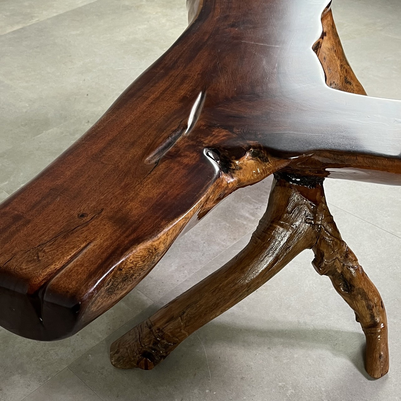 Handcrafted Tree Trunk Coffee Table Handcrafted Tree Trunk Coffee Table